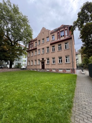 4-Zimmer-Wohnung im Hinterhaus in der Südvorstadt