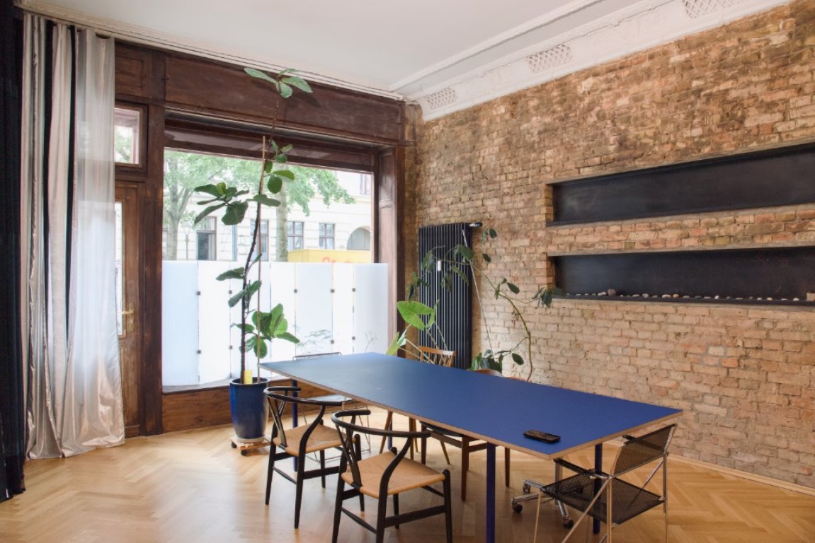 Wohnung Kreuzberg Lausitzer Str. - Front living/working/dining space