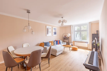 Lichtdurchflutete altbauwohnung in bester Lage Berlin-Charlottenburg (möbliert oder unmöbliert) — photo 1