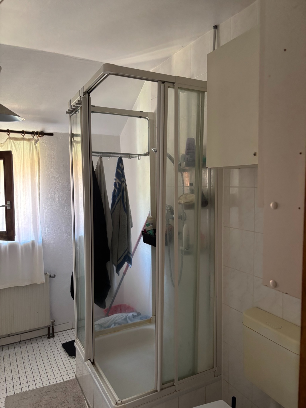 WG-Zimmer München Peter-Vischer str - Bad