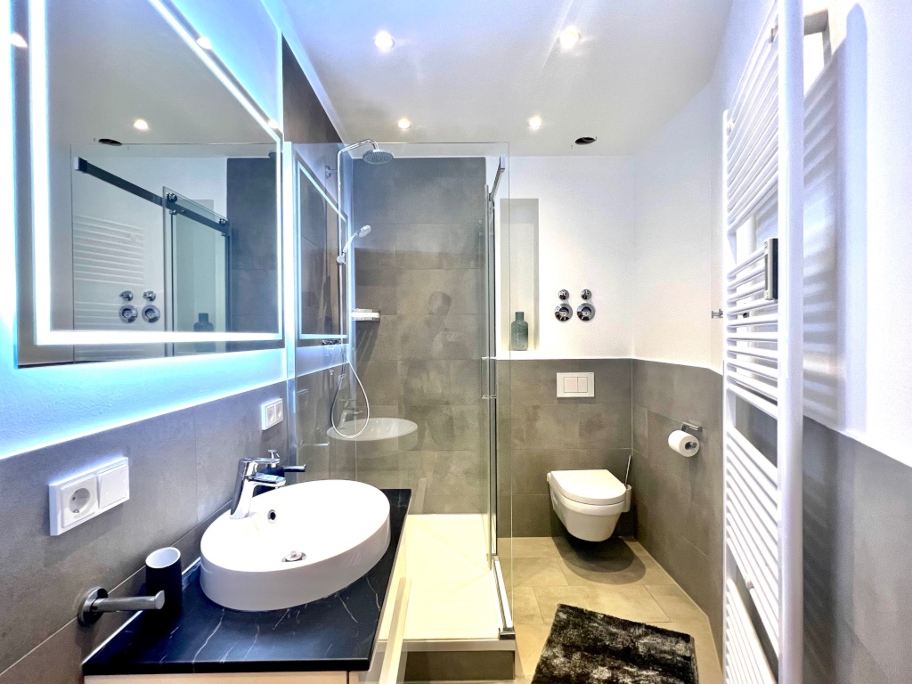 WG-Zimmer Ramersdorf-Perlach Ottobrunnerstraße  13 - Badezimmer