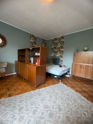 Room in a shared flat (WG-Zimmer)