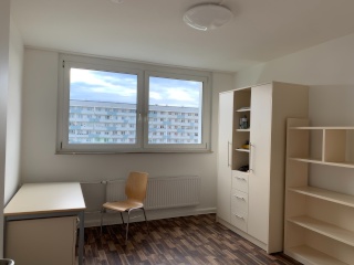 Room in shared apartment in student dorm in Zentrum-südost