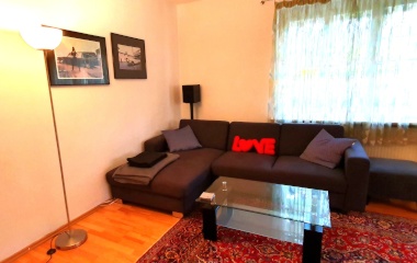 Wohnen im Grünen mit Garten in Berlin-Schlachtensee – FU gut erreichbar - ruhige/r Mitbewohner/in gesucht  -  Looking for a flatmate in Zehlendorf