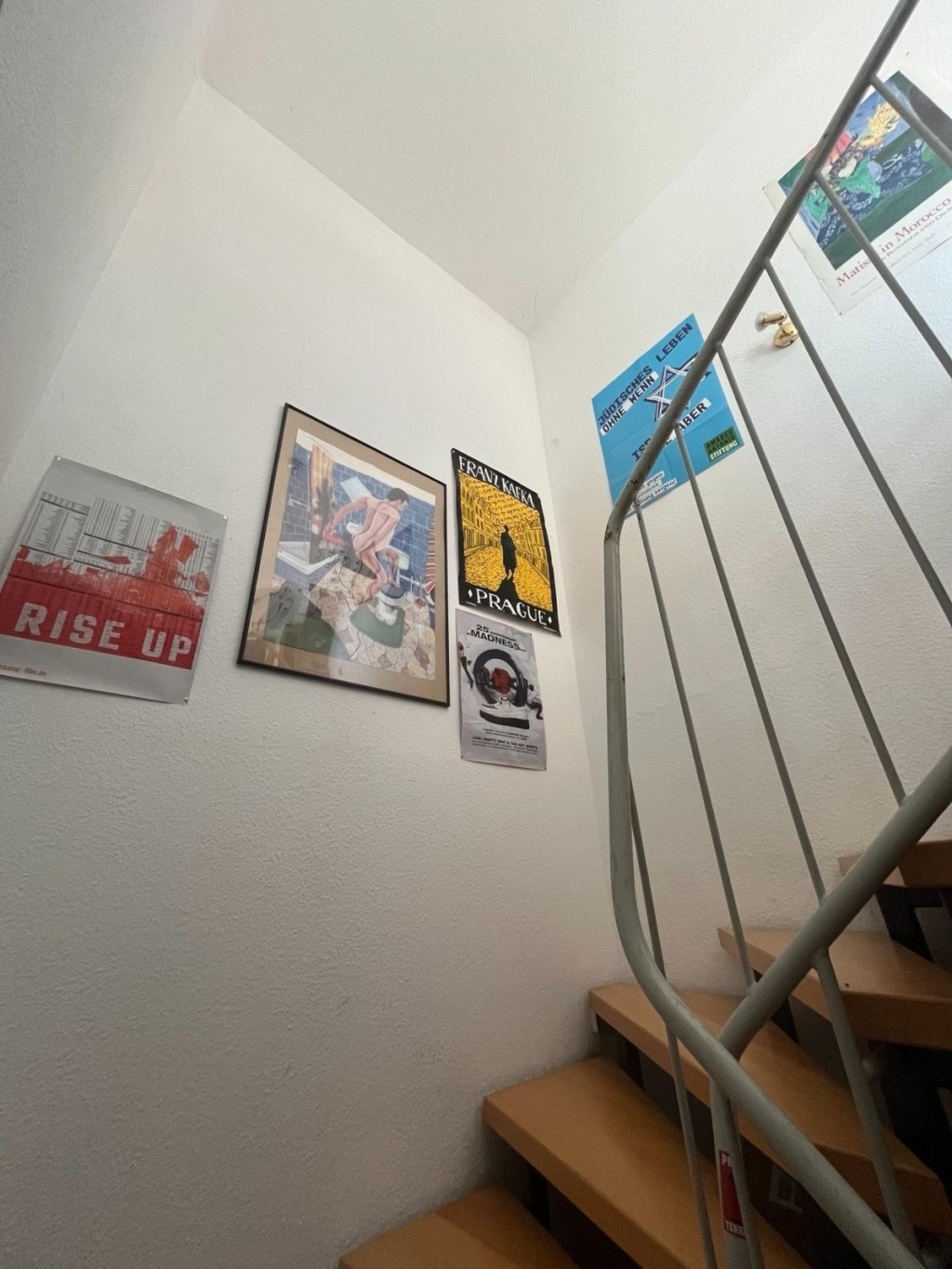 WG-Zimmer Äußere Neustadt Königsbrücker Straße 28 - Treppenaufgang