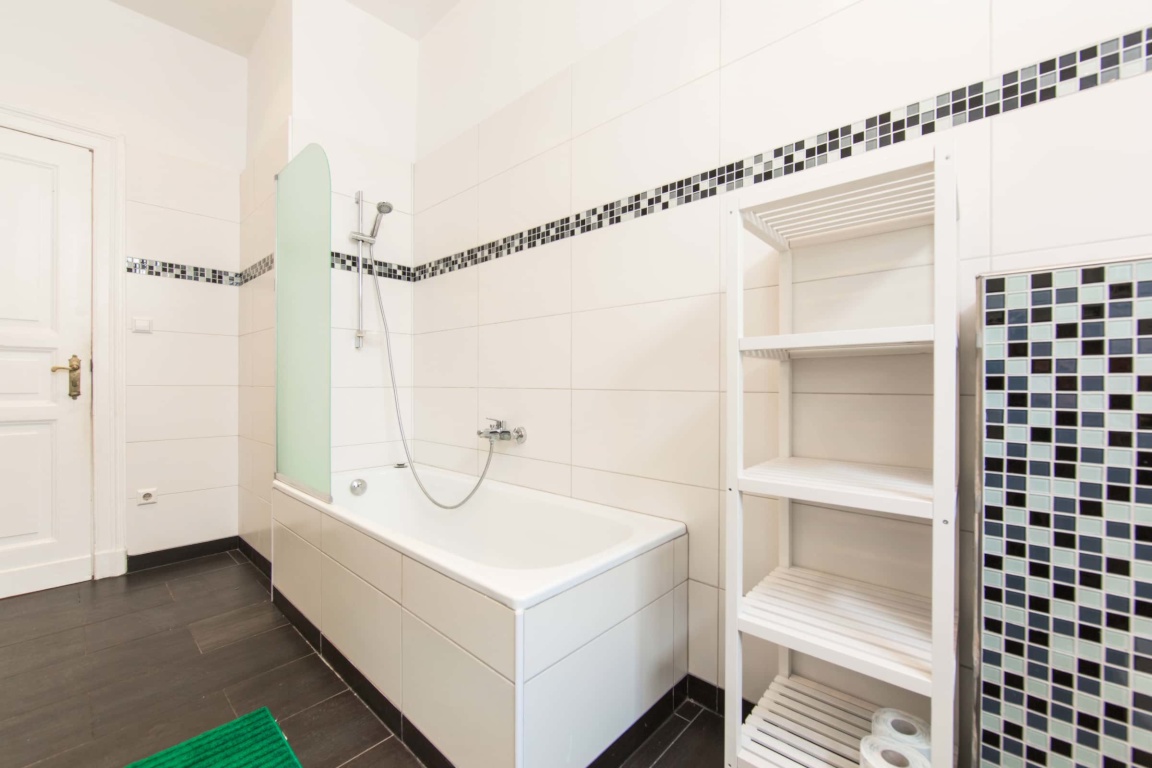 WG-Zimmer Berlin Wilsnacker Straße - Roomlessrent.com