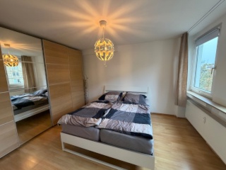 Ad image: Stuttgart. Zentral. Sorglos. All-Inclusive-2-Zimmer-Wohnung – Wohnen ohne Kompromisse.