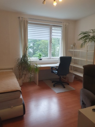 Möbliertes Zimmer in City-West 🌈
