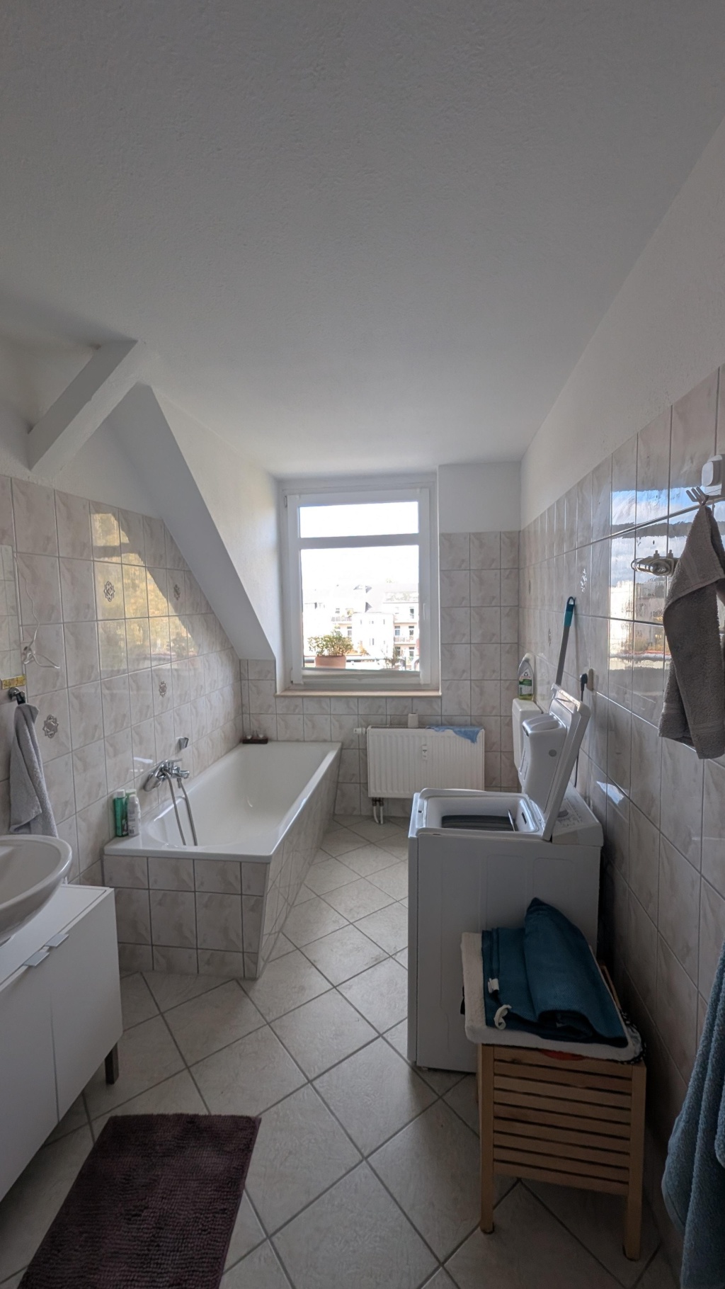 WG-Zimmer Bernsdorf Dittesstr. - Badezimmer