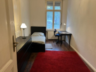 cozy bedroom