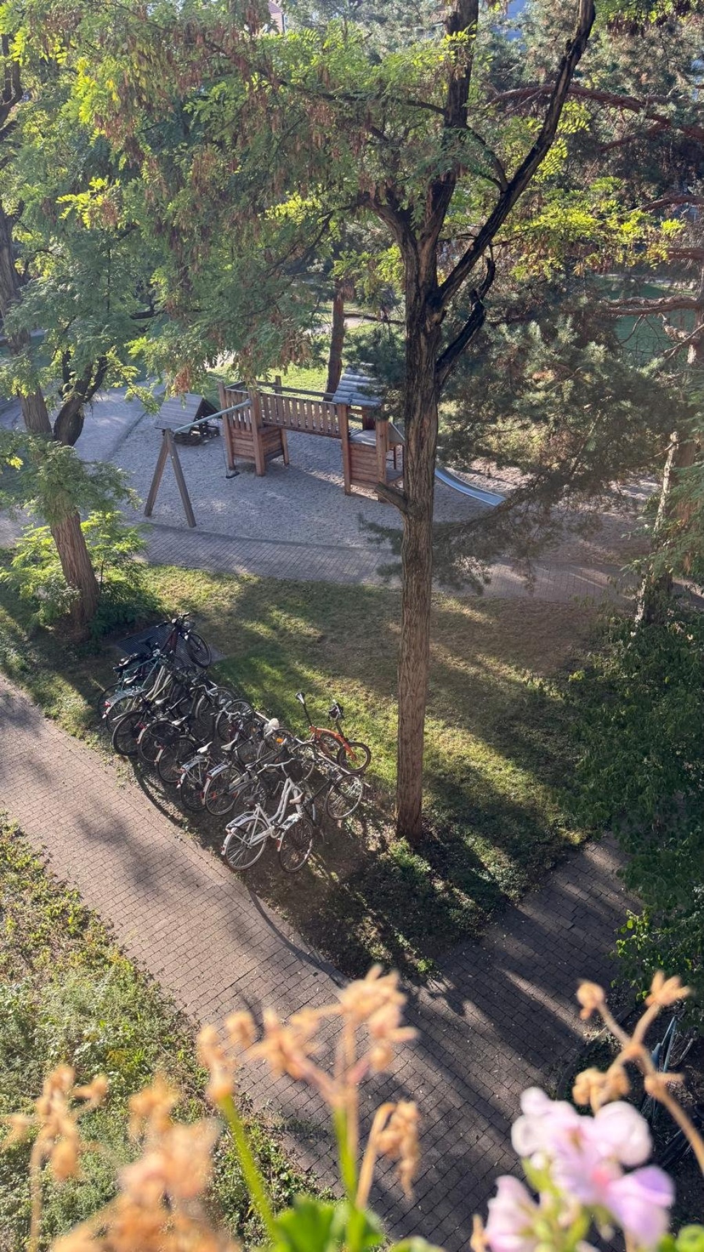 Wohnung Schwabing-West Clemensstr. - Innenhof + Garten