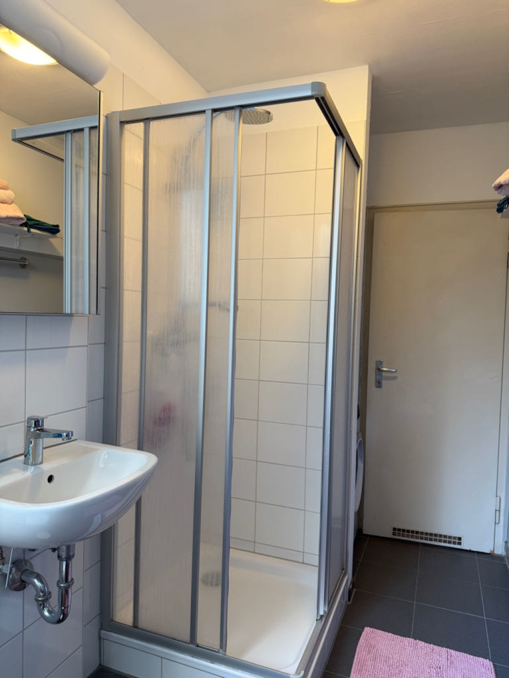 WG-Zimmer Aachen Mitte Komphausbadstraße - Badezimmer