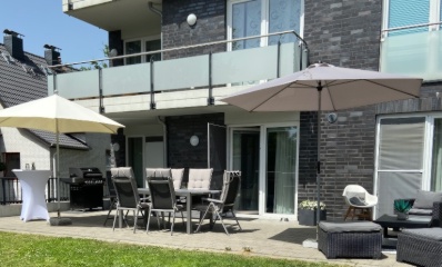 Ideal für 3er-WG | 4-Zimmer-Wohnung mit eigenem Garten & großer Terrasse in Hamburg-Rahlstedt