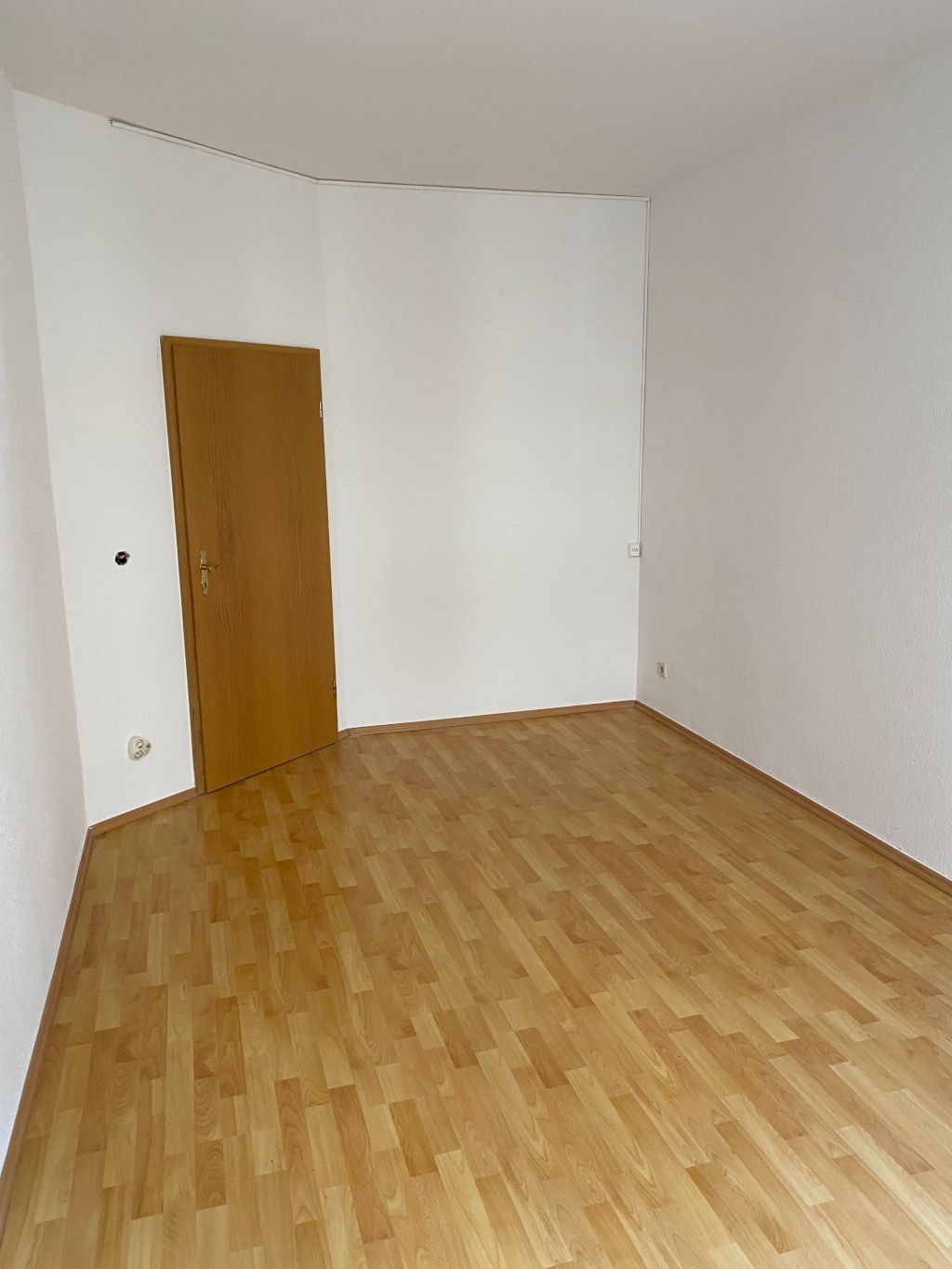 Habitación en WG Sellerhausen-Stünz Jesewitzer Straße 6 - Kleines Zimmer
