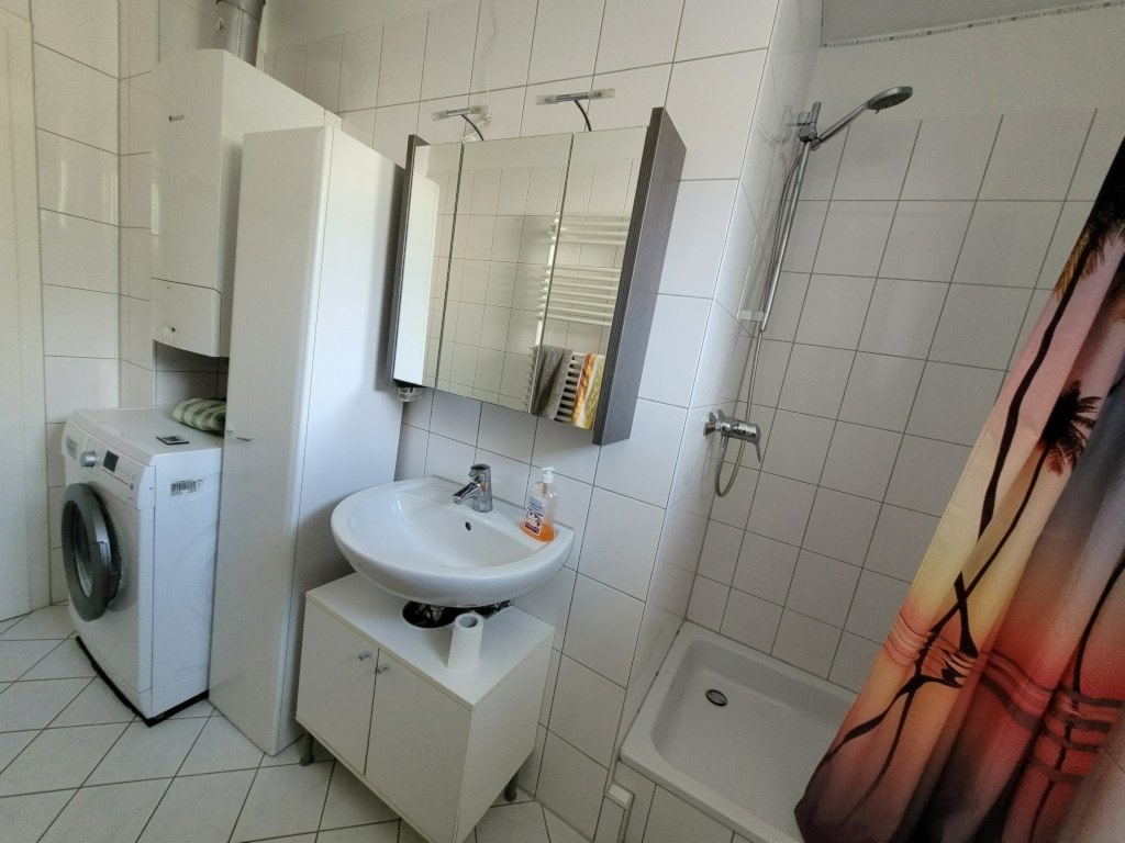 WG-Zimmer Neustadt Sömmerringplatz - Bad 2