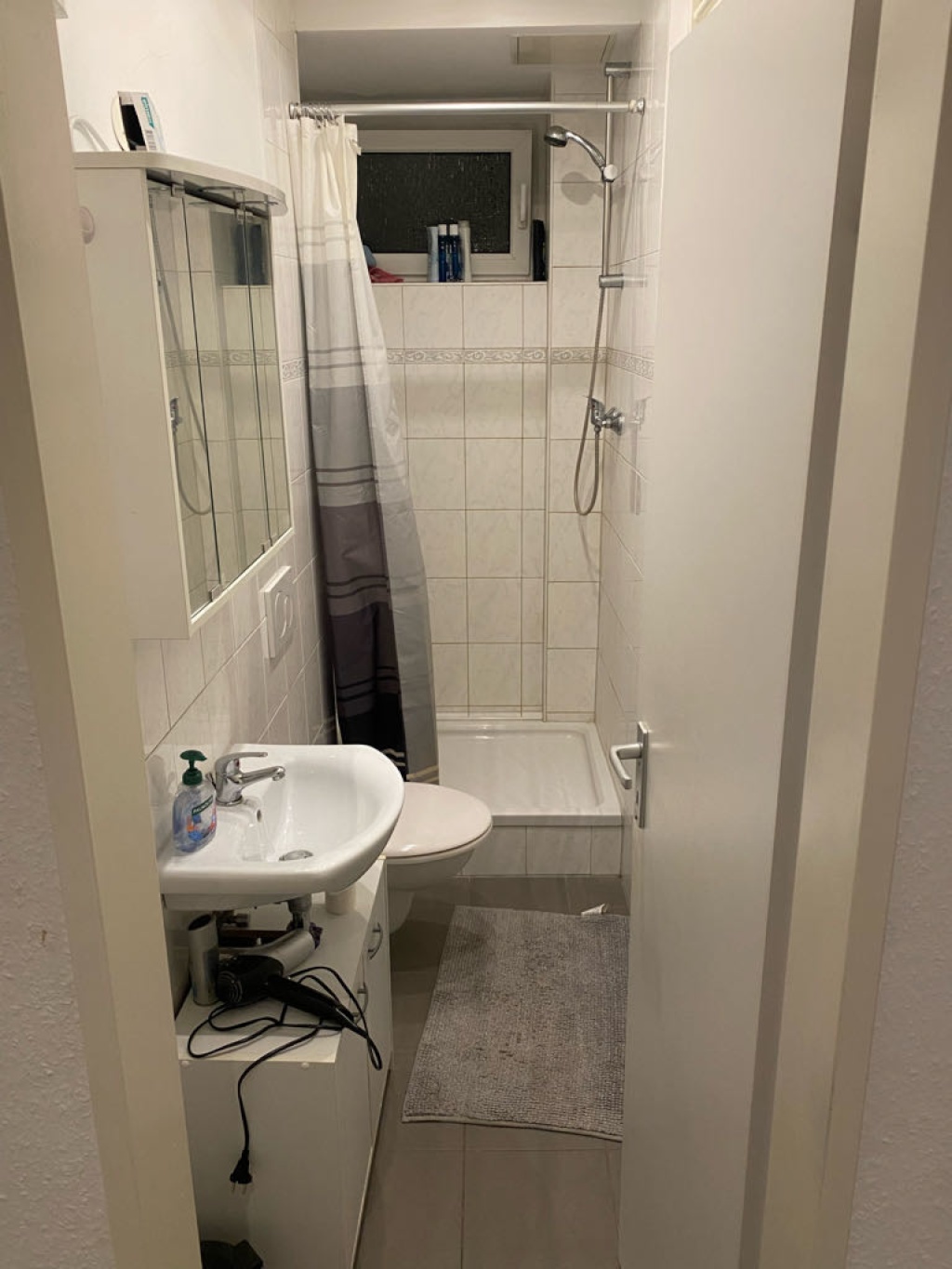 WG-Zimmer Höhenberg Dinkelsbühler Straße - Bild 4