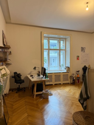 Ad image: Größes Zimmer in freundlicher Altbau-WG