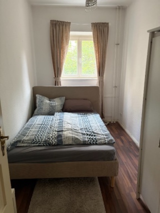 Charming 1.5-Room Apartment Right Next to Volkspark Friedrichshain (Short-Term Sublet)