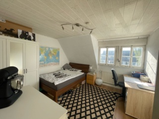 Anzeigenbild: Helles und gemütliches WG Zimmer