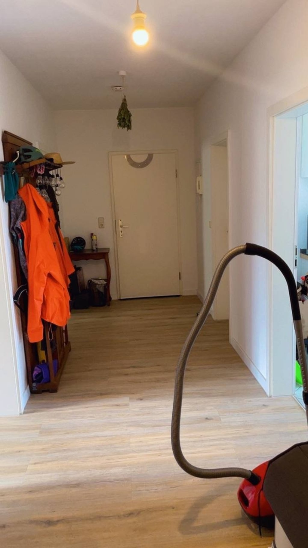 WG-Zimmer Bernsdorf Dittesstr. - Flur