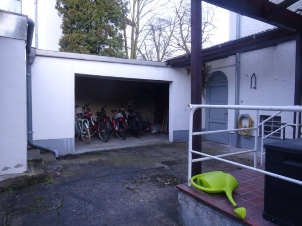 1-Zimmer-Wohnung Rodenkirchen Schützstraße - Garage