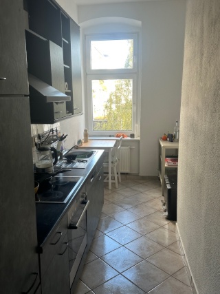 Spacious apartment in the heart of Friedrichshain available, 900 euros - everything included. — photo 1
