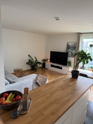 Möbliertes Zimmer zur Zwischenmiete für einen Monat (November) in Hamburg-Altona