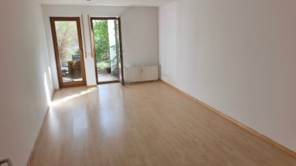2-Zimmer-Wohnung in Moosach mit großem Hobbyraum und Garten