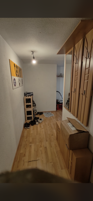 Anzeigenbild: Room in a Two Room Apartment