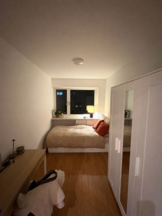 🏡 Gemütliches, möbliertes WG-Zimmer ab 01.11. frei!