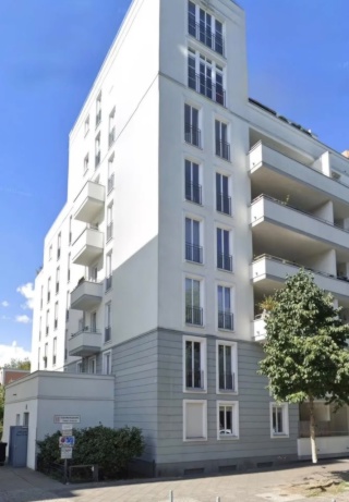 Modernisierte 82 m2 große Wohnung mit Balkon, Einbauküche und Fußbodenheizung in Berlin-Friedrichshain — photo 1