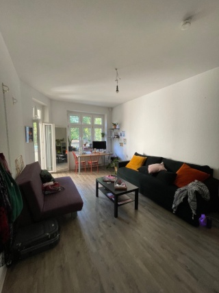 Möblierte 2-Zimmer-Wohnung in Lichtenberg – [20.10] bis [05.11] / Furnished 2-room flat, short sublet — photo 1