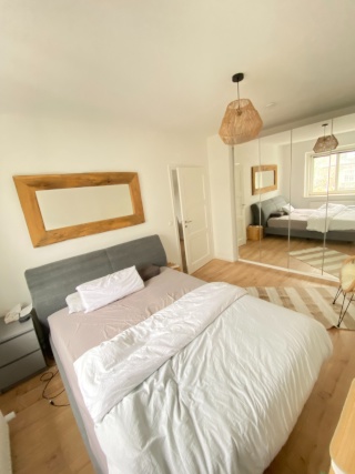 Möblierte Helle, moderne 2-Zimmer (51m2) Wohnung zur Untervermietung