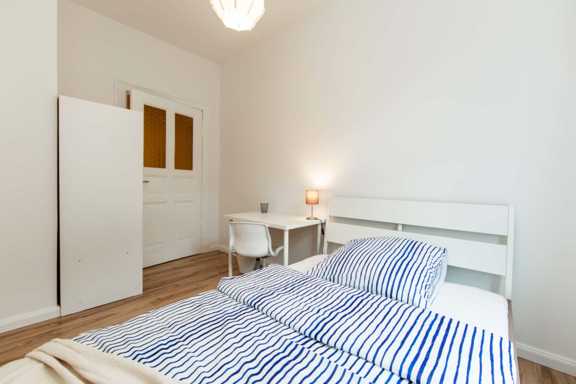 WG-Zimmer Berlin Wilsnacker Straße - Roomlessrent.com