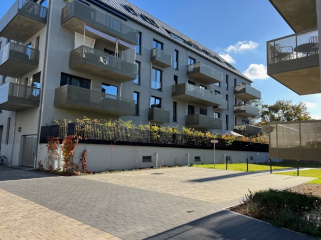 Exklusives Wohnen im Quartier 52° Nord: 3-Zi.-Traumwohnung mit Terrasse, Garten & EBK — photo 1