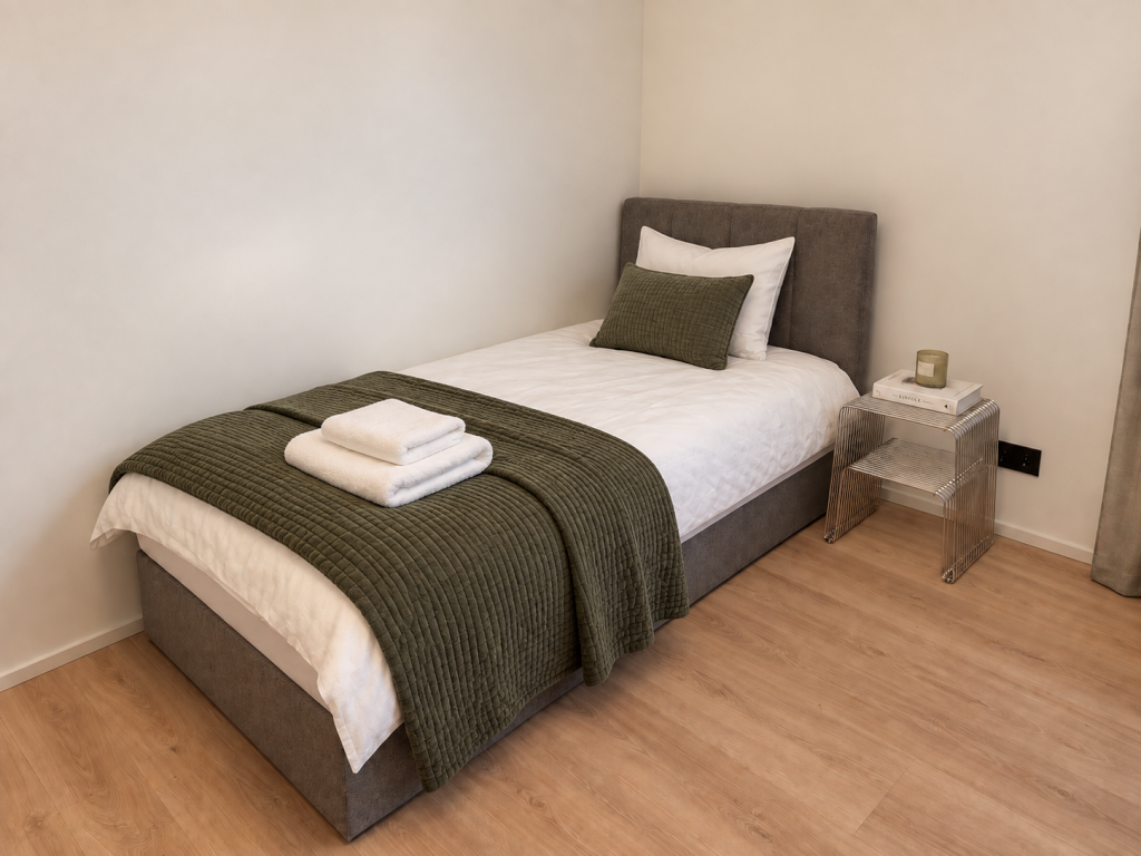 WG-Zimmer Berg am Laim Hansjakobstraße 112 - Bett 100 × 200 cm inkl. Bettzeug & Bettwäsche