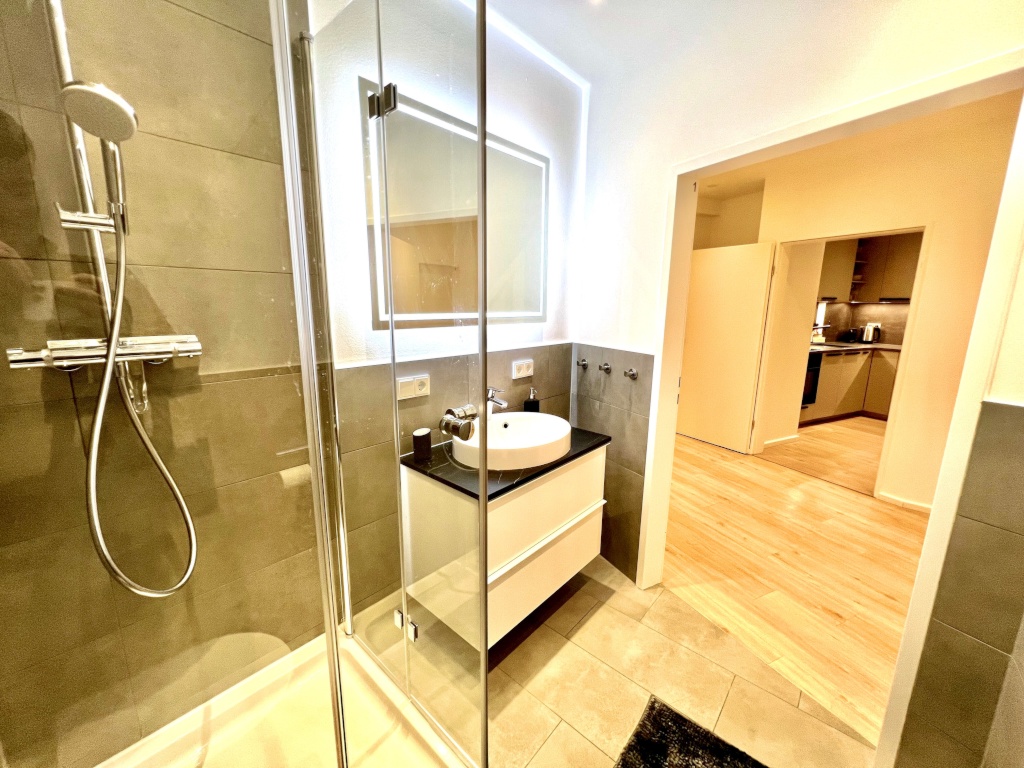 WG-Zimmer Ramersdorf-Perlach Ottobrunnerstraße  13 - Badezimmer