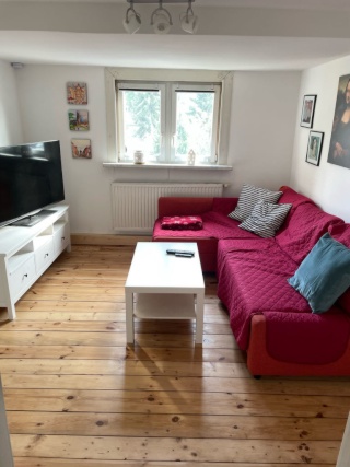 Anzeigenbild: Möblierte 2- Zimmer- Dachgeschosswohnung auf Zeit