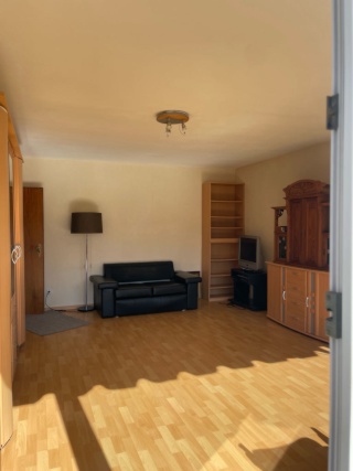 Anzeigenbild: Neue WG im Reihenhaus: 20 m2 mit Balkon, Garten und Spielekeller