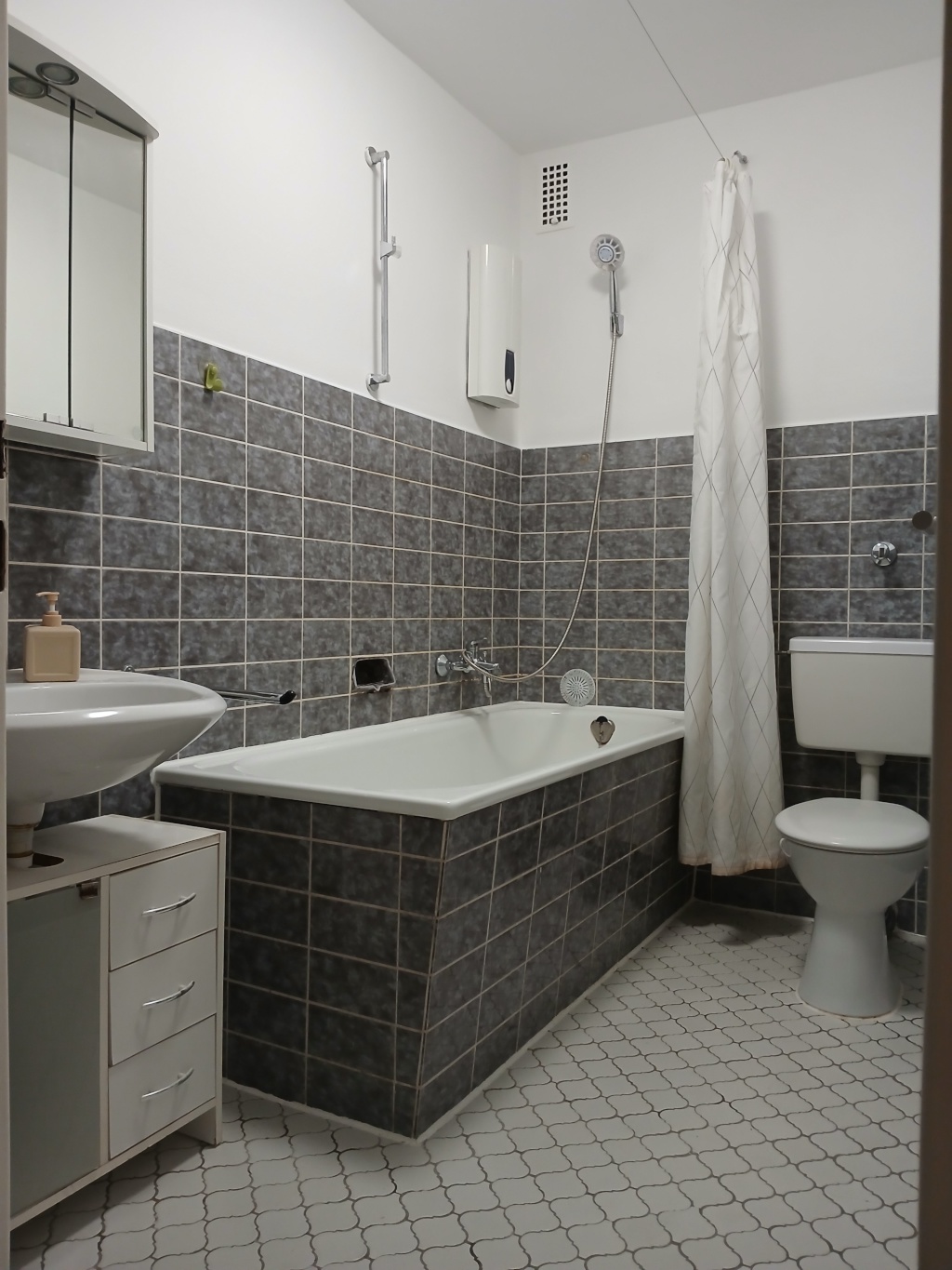Wohnung Innenstadt Gerlingstraße 45 - Bad/WC