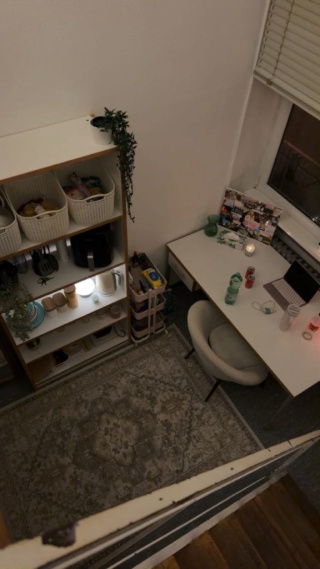Anzeigenbild: Nachmieter/in für ein Zimmer im Studentenwohnheim im Frankfurter Westend gesucht!