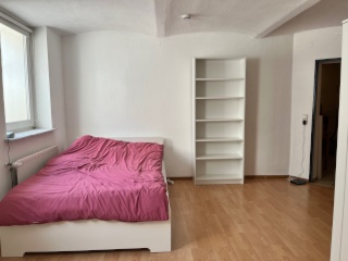 Imagen del anuncio: Alquiler a corto plazo: Amueblado WG habitación libre junto al centro de la ciudad de Lüneburg - Alquiler a corto plazo: Cuarto amueblado en apartamento internacional cerca del centro de Lüneburg