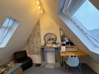 Ad image: Studio apartment on the attic floor in the Kreuzviertel for intermediate rent (6 January - 6 January). June 2027