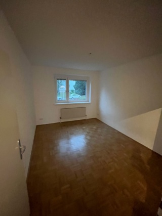 Anzeigenbild: 1 Zimmer in 3-Personen-WG