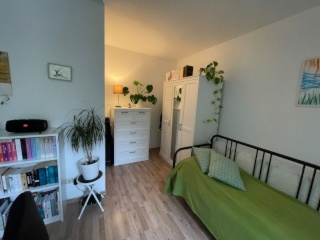 Anzeigenbild: Möblierte 1-Zimmer-Wohnung mit Südbalkon in der Bremer Neustadt, frei ab 01.12.2026